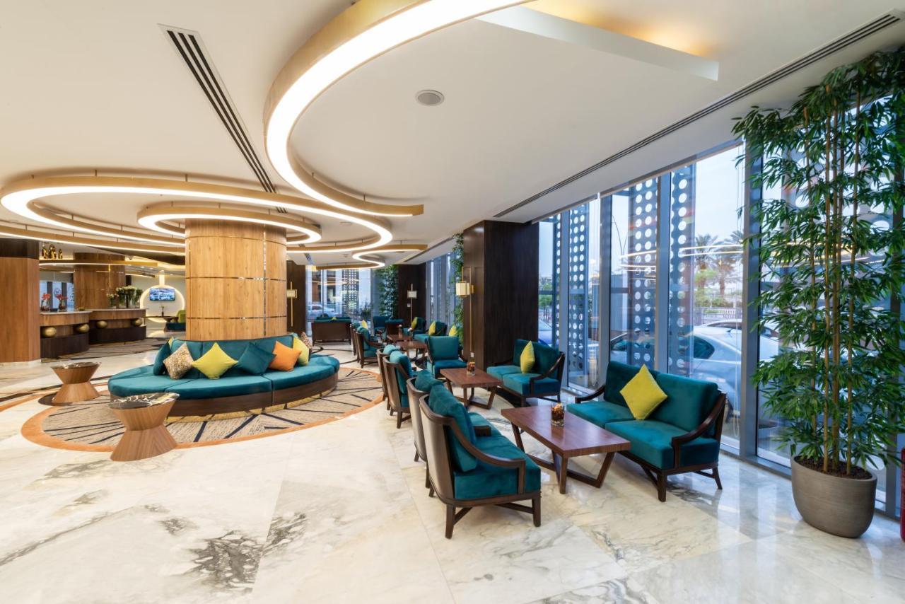 Warwick Riyadh Al Wezarat Екстериор снимка